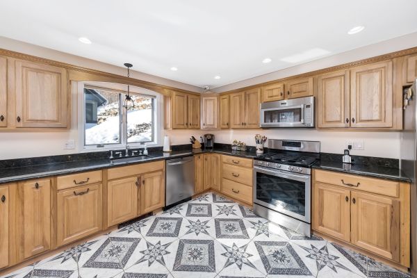 Custom Cabinet Making in Floresville