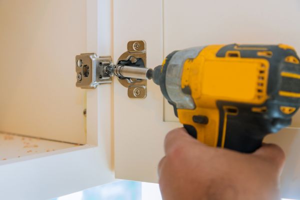 Cupboard Door Hinge Repair in Floresville